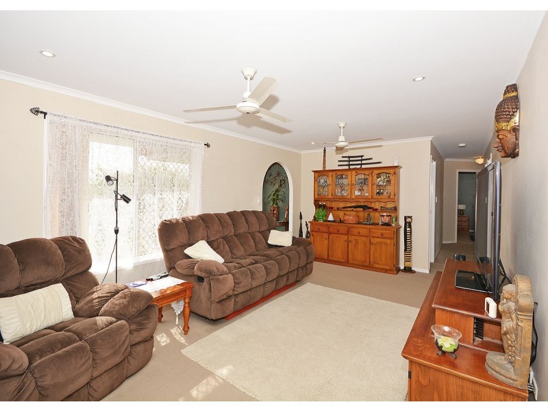 12 Wide Bay Drive, Eli Waters QLD 4655