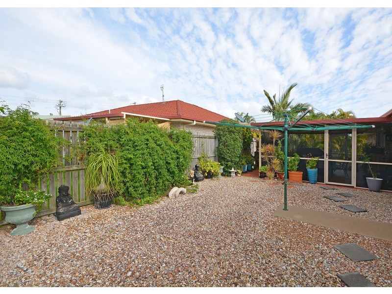 12 Wide Bay Drive, Eli Waters QLD 4655