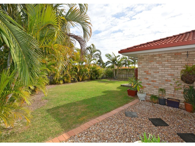 12 Wide Bay Drive, Eli Waters QLD 4655