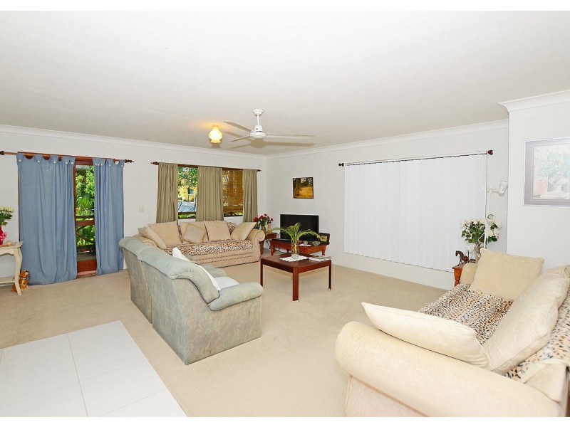 43 Shellcot Street, Toogoom QLD 4655