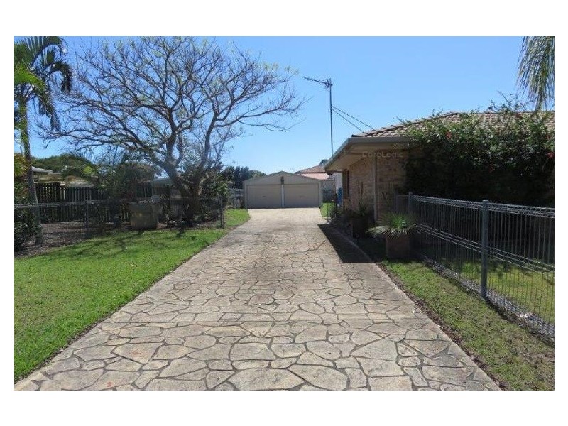 25 Cassandra Crescent, Urangan QLD 4655