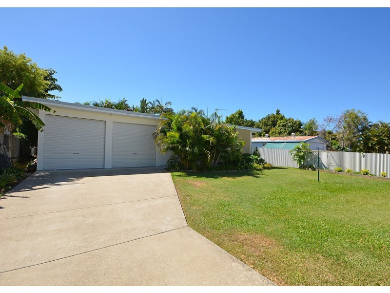 4 Arthur Street, Urangan QLD 4655