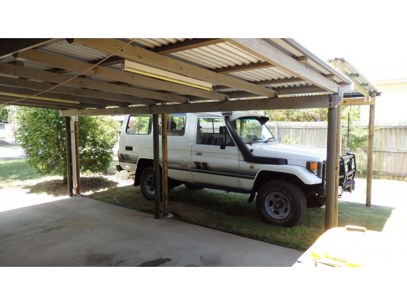 28 King Street, Urangan QLD 4655