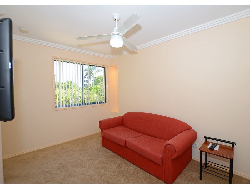 27/33 Elizabeth Street, Urangan QLD 4655