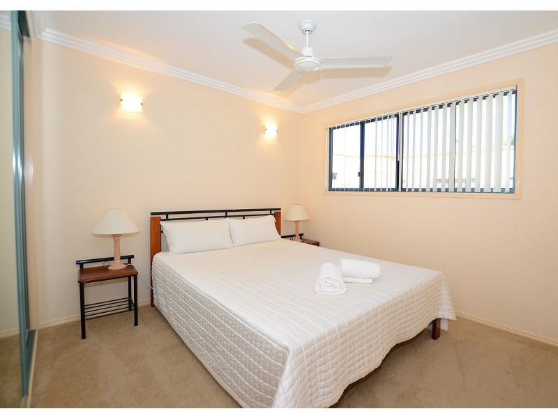 27/33 Elizabeth Street, Urangan QLD 4655