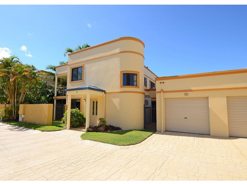 27/33 Elizabeth Street, Urangan QLD 4655