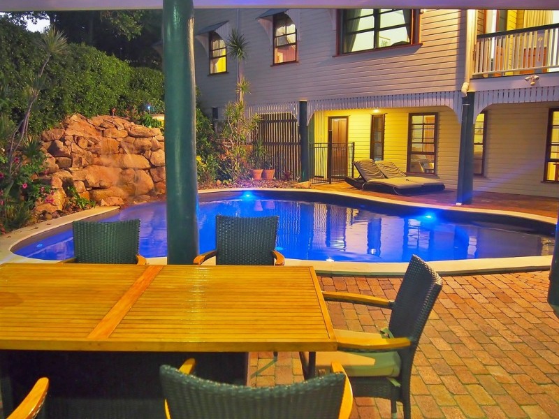 275-277 Main Street, Urraween QLD 4655