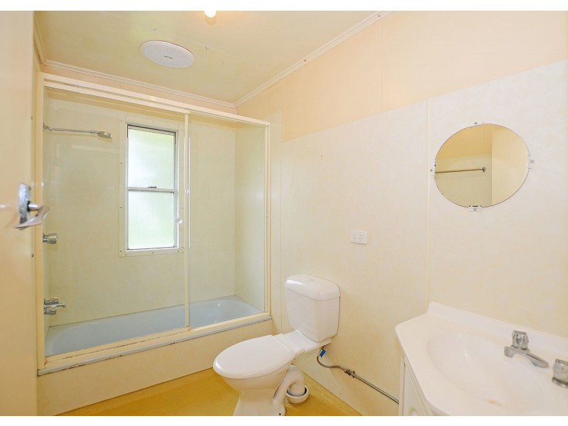 5 Tingira Terrace, Scarness QLD 4655