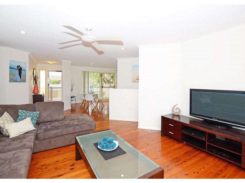 37 Wattle Street, Point Vernon QLD 4655