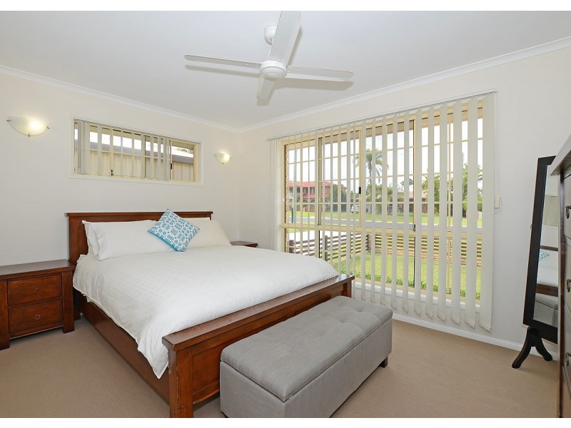 37 Wattle Street, Point Vernon QLD 4655