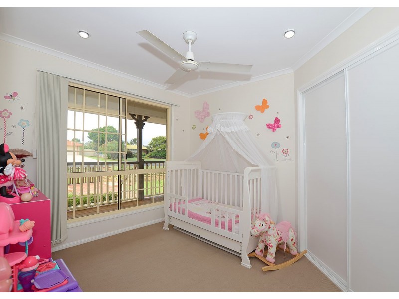 37 Wattle Street, Point Vernon QLD 4655