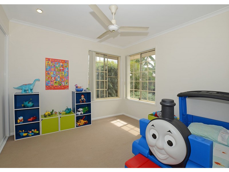 37 Wattle Street, Point Vernon QLD 4655