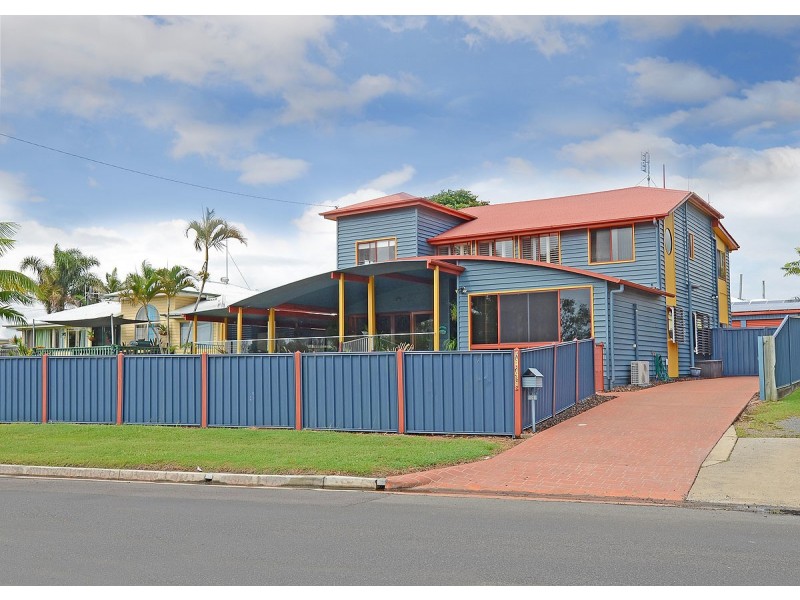 203 Esplanade, Pialba QLD 4655