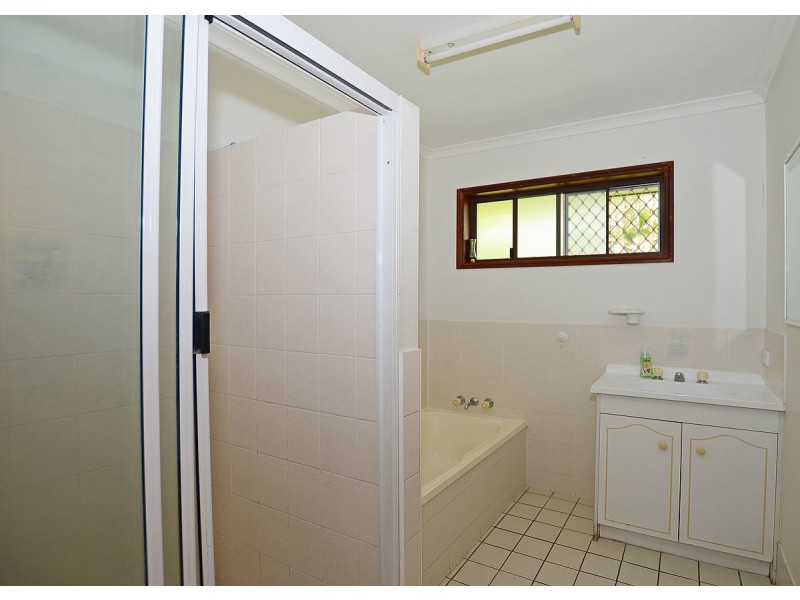 143 Pulgul Street, Urangan QLD 4655