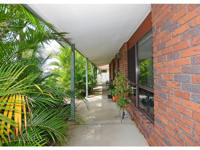 143 Pulgul Street, Urangan QLD 4655