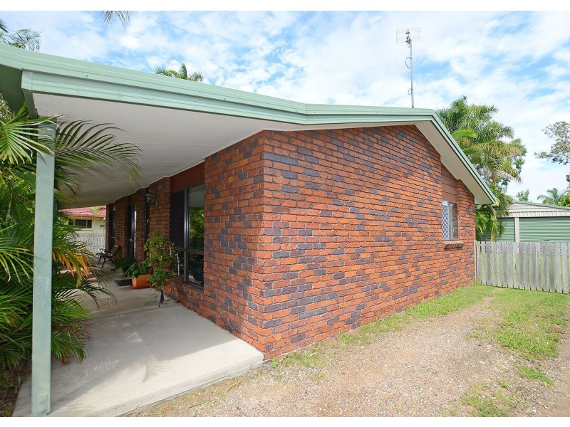 143 Pulgul Street, Urangan QLD 4655