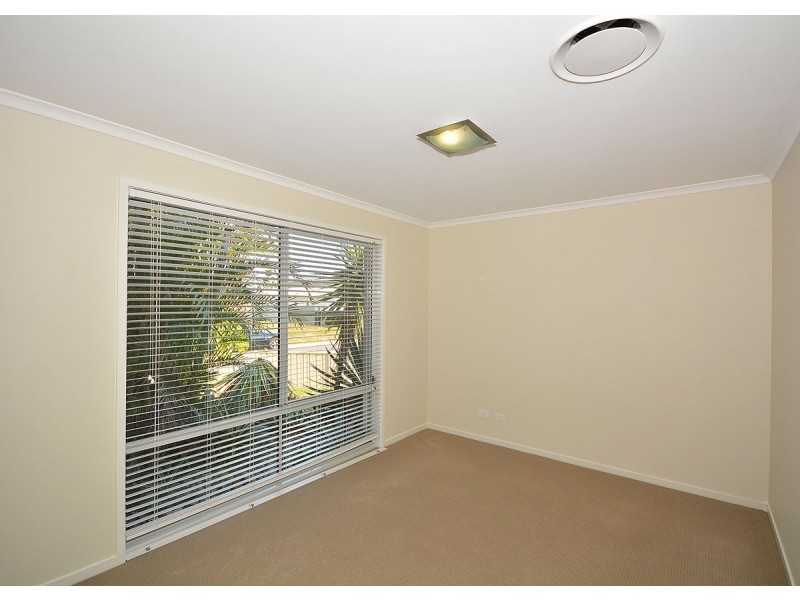 5 Honey Myrtle Close, Burrum Heads QLD 4659