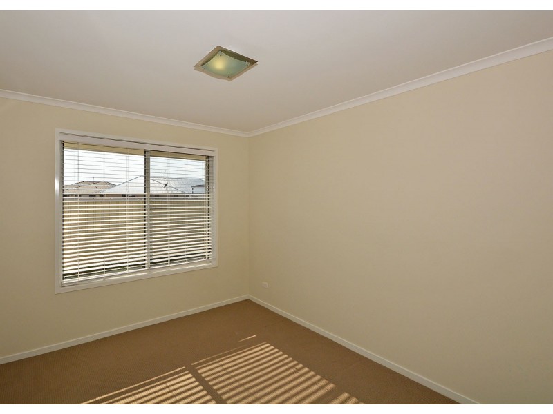 5 Honey Myrtle Close, Burrum Heads QLD 4659