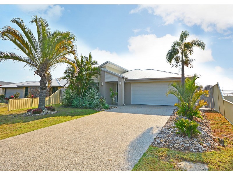 5 Honey Myrtle Close, Burrum Heads QLD 4659