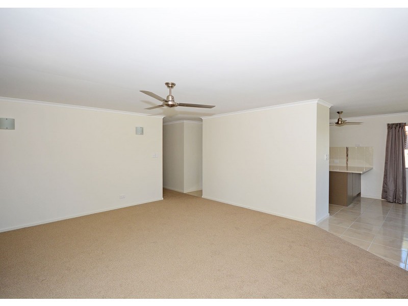 16 Hamer Street, Urangan QLD 4655