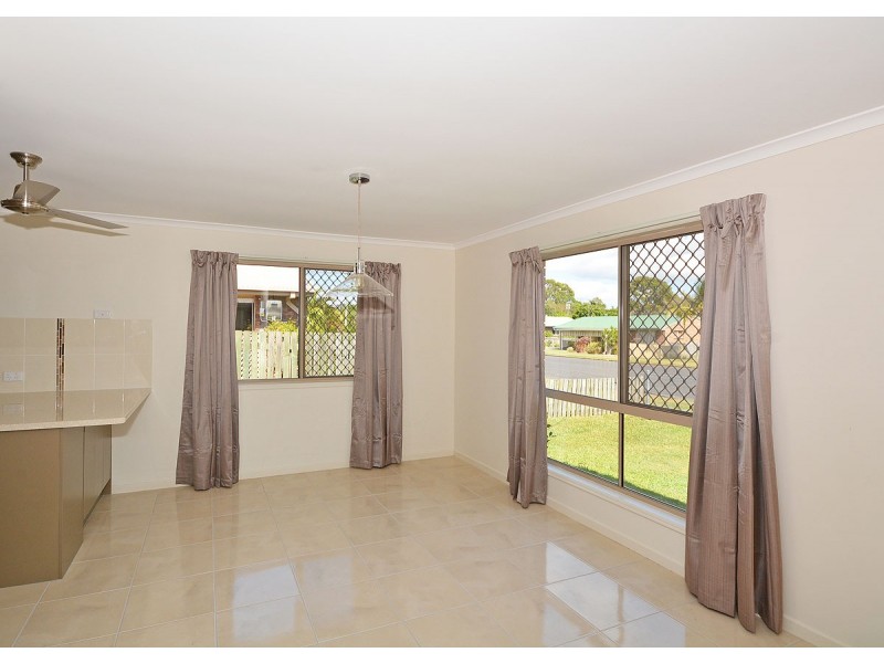 16 Hamer Street, Urangan QLD 4655