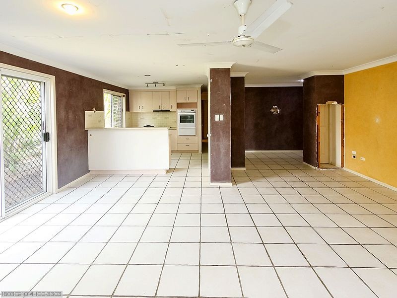 42 Aimee Drive, Urangan QLD 4655