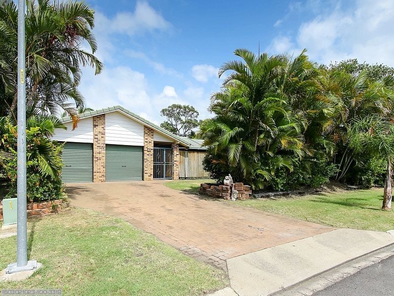 42 Aimee Drive, Urangan QLD 4655