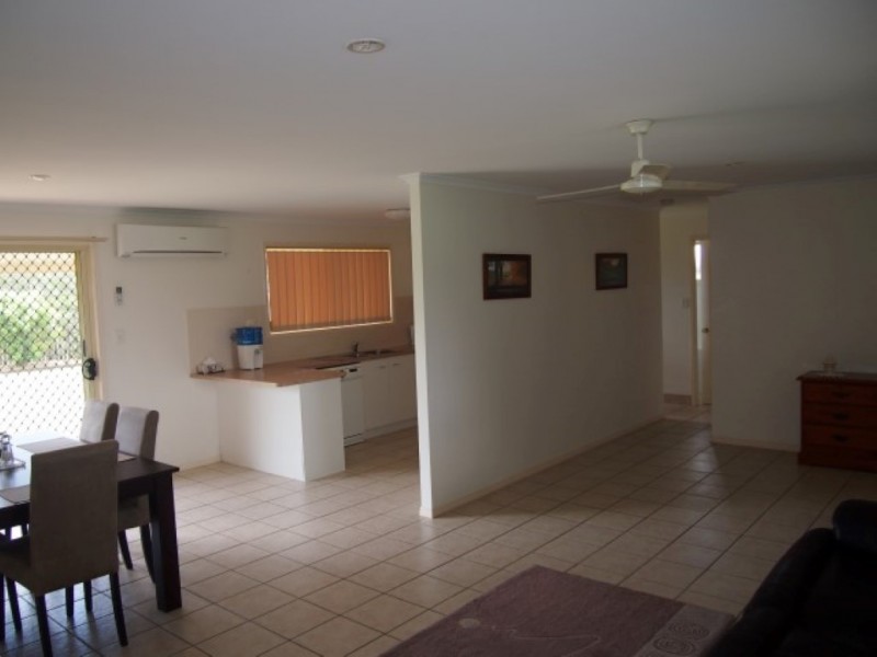 19 Kestrel Court, Eli Waters QLD 4655