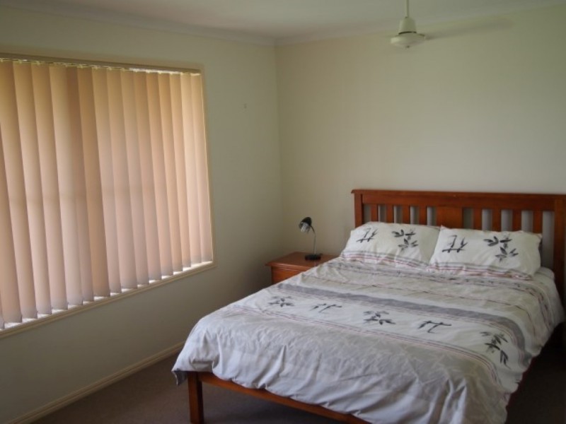 19 Kestrel Court, Eli Waters QLD 4655