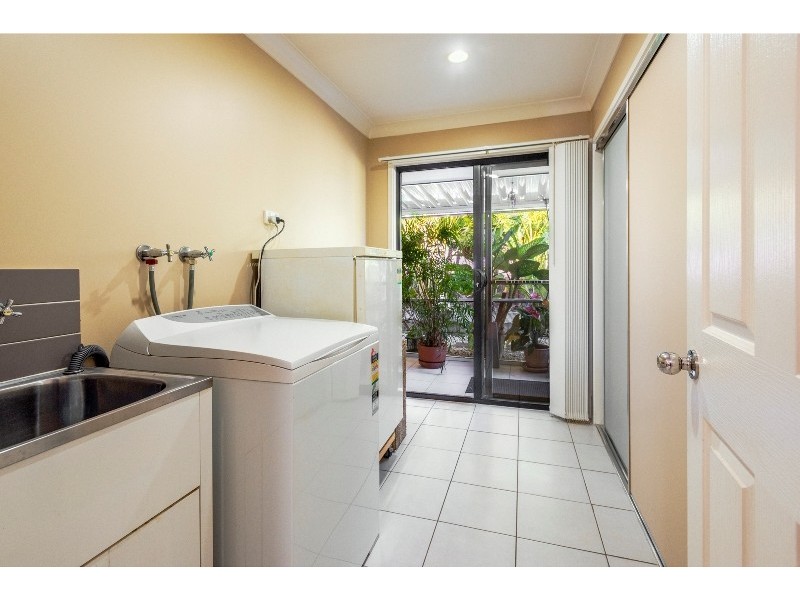 3 Bramble Court, Urraween QLD 4655