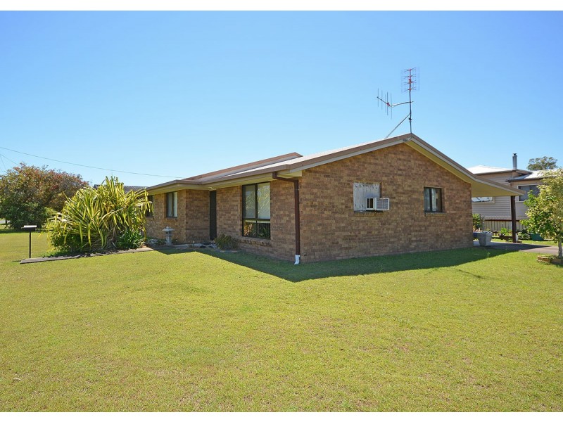 31 Corser Street, Point Vernon QLD 4655