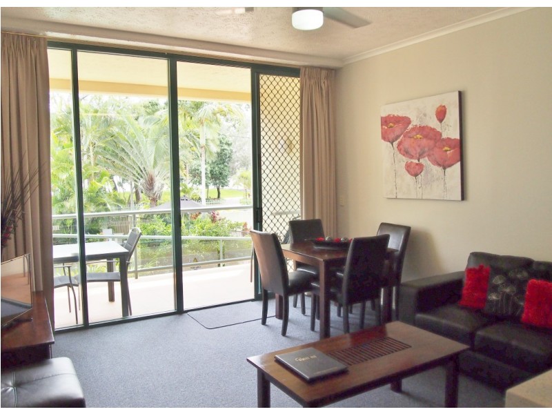 3/465 Esplanade, Torquay QLD 4655