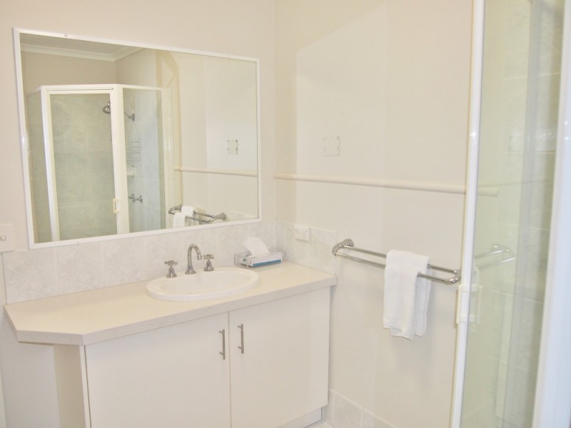 3/465 Esplanade, Torquay QLD 4655