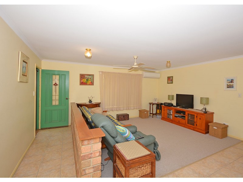 22 Wattle Street, Point Vernon QLD 4655