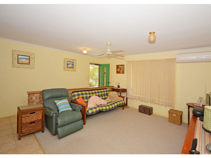 22 Wattle Street, Point Vernon QLD 4655