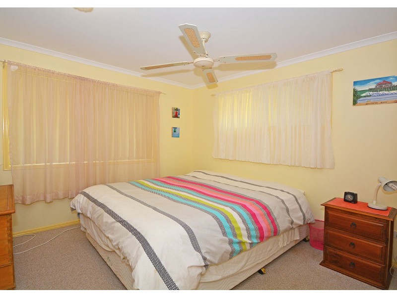 22 Wattle Street, Point Vernon QLD 4655
