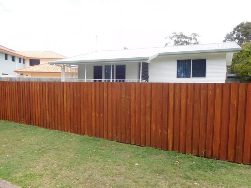 42 Esplanade, Point Vernon QLD 4655