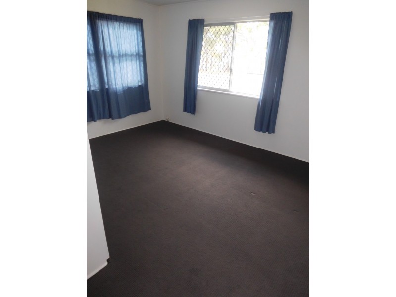 42 Esplanade, Point Vernon QLD 4655