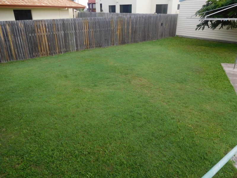 42 Esplanade, Point Vernon QLD 4655