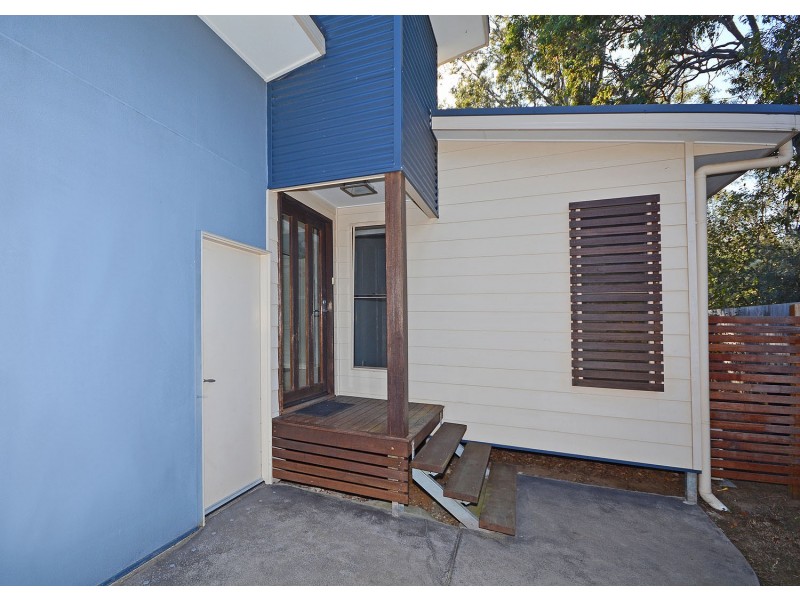 17 Cumberland Court, Point Vernon QLD 4655