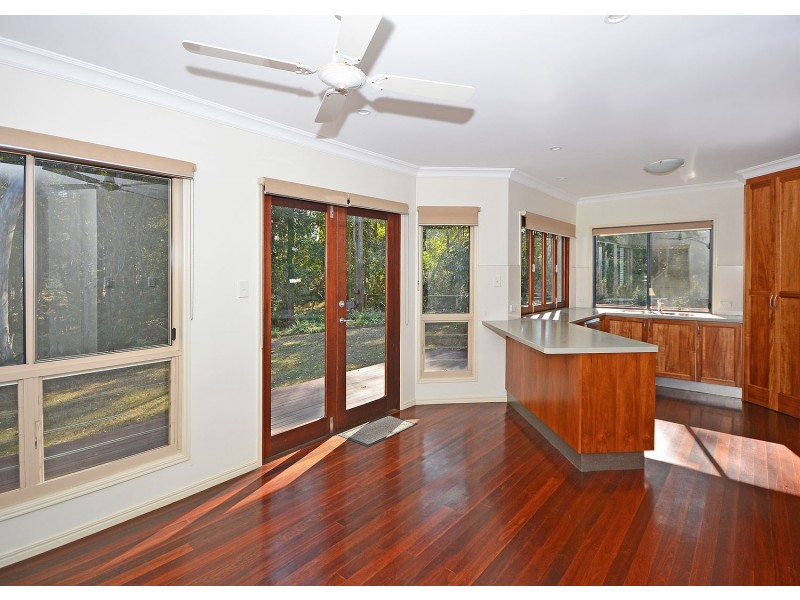 17 Cumberland Court, Point Vernon QLD 4655