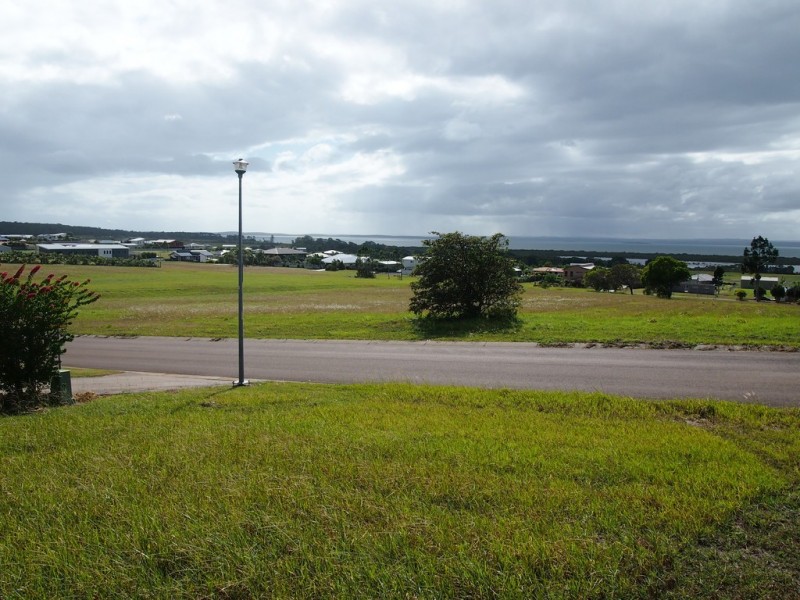 6 Windjammer Circuit, River Heads QLD 4655