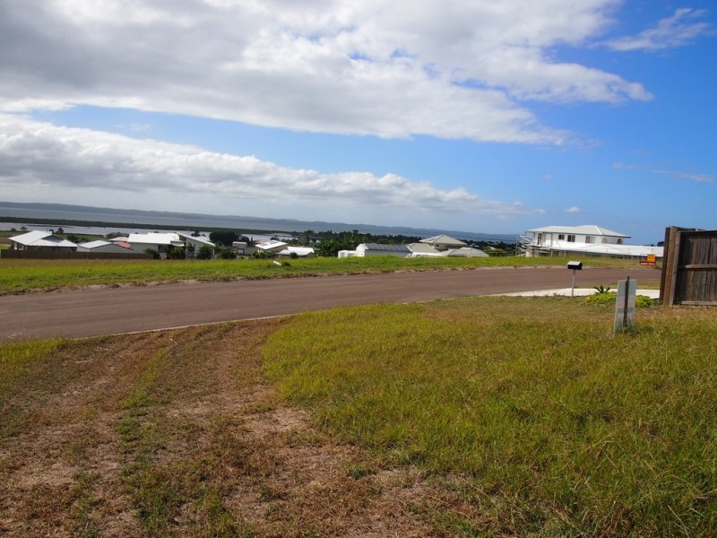 6 Windjammer Circuit, River Heads QLD 4655