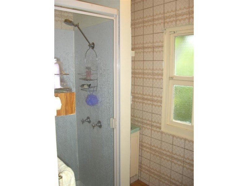 323 Torquay Terrace, Torquay QLD 4655