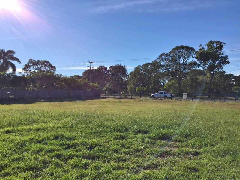 191 Elizabeth Street, Urangan QLD 4655