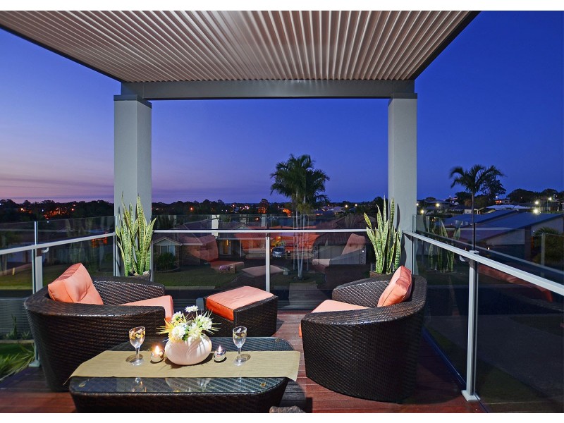 8 Pohlman Court, Scarness QLD 4655