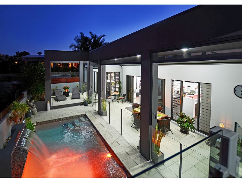 8 Pohlman Court, Scarness QLD 4655