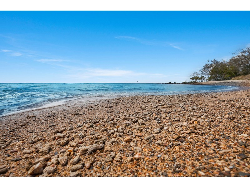 74 Wattle Street, Point Vernon QLD 4655