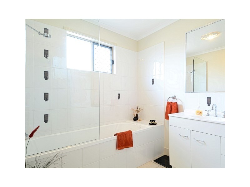 57 Beach Drive, Burrum Heads QLD 4659