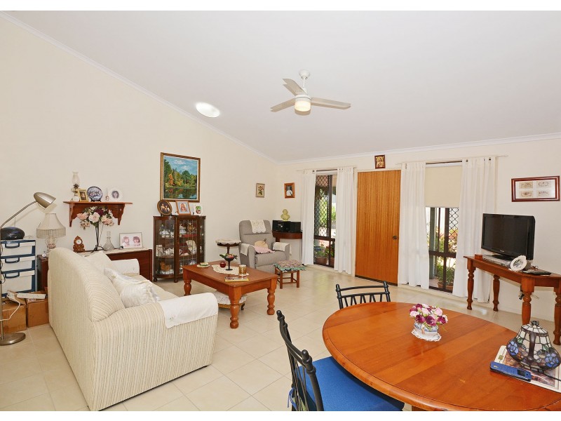 15/12 Denmans Camp Road, Torquay QLD 4655